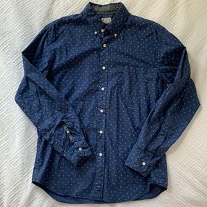 J crew men’s small patterned button down